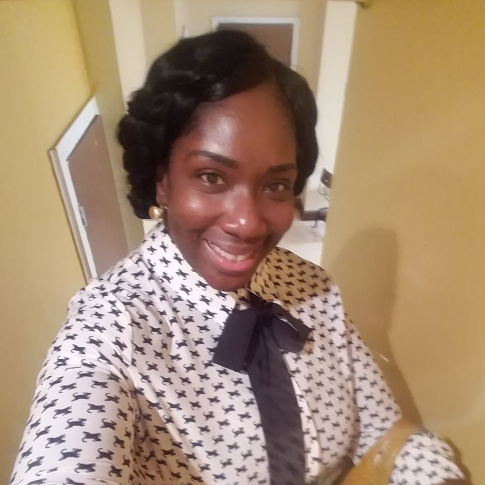 Meet your Posher, Tonya